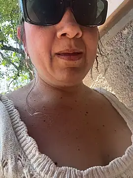 Živý XXX chat AVRAKEHDABRA