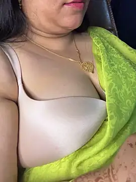 FlatVincy4 Chat XXX in diretta