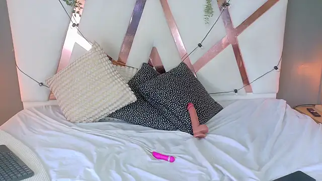 AriannaLux__'s Live XXX Chat