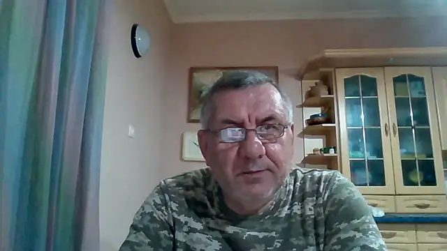 Show modela machomale3 na web-kameri