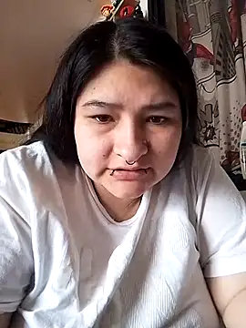 LauraHorny69's Webcam Show