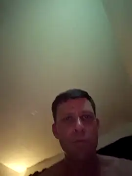 Pokazy przed kamerką – SexyAssPosingGuy