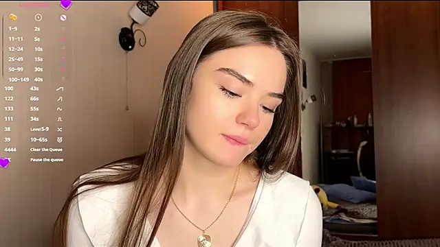 LubaSeirers Chat XXX live