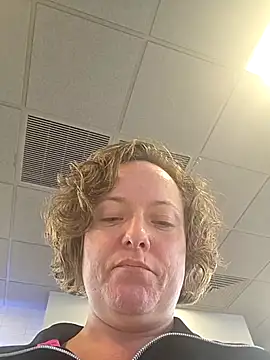 julimonroe's Webcam Show