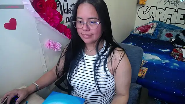 Chat XXX en directo de Miss__kendra_