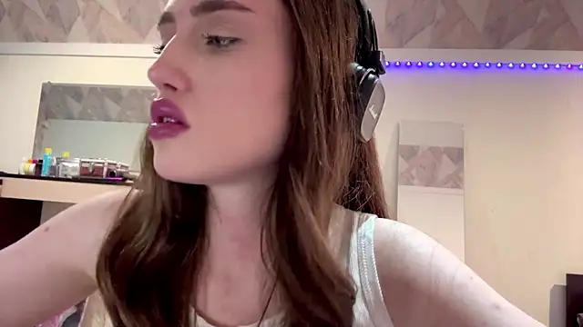 Chat +18 de CrackingBingo ao vivo