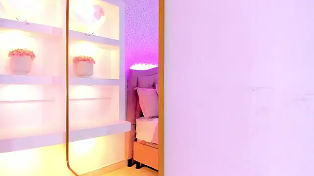 layla-Play Chat XXX in diretta