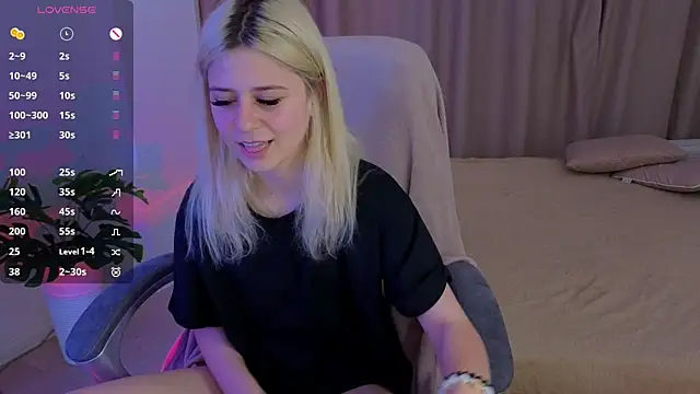 แชท XXX สดของ ApheliaStar