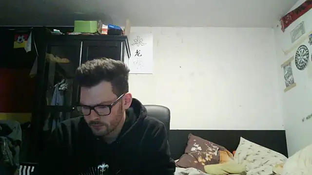 Pokazy przed kamerką – Die-geile-Sau