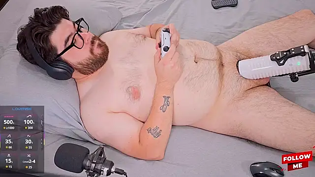 jax_luna Show in webcam