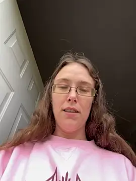 AsleepInEden Show in webcam