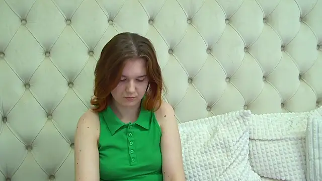 LessySmith Adlı Modelin Canlı XXX Sohbeti