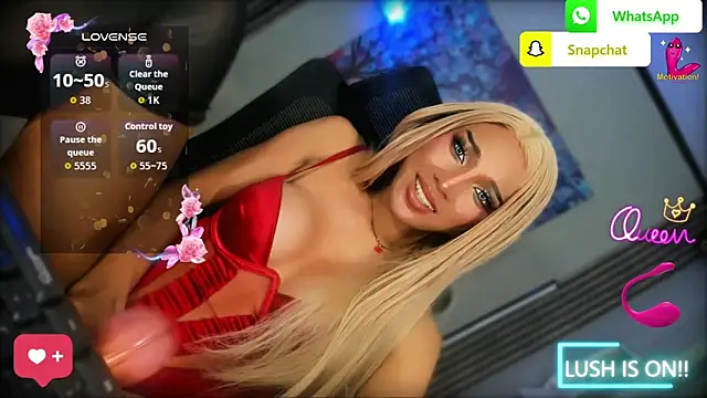 UrDominantBella Show in webcam