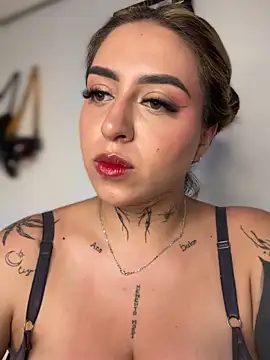 Chat XXX en directo de CarolQueen1_