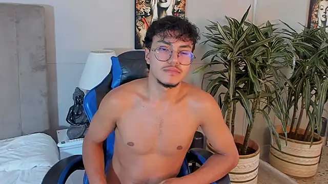 kai_storn: онлайн-секс-чат