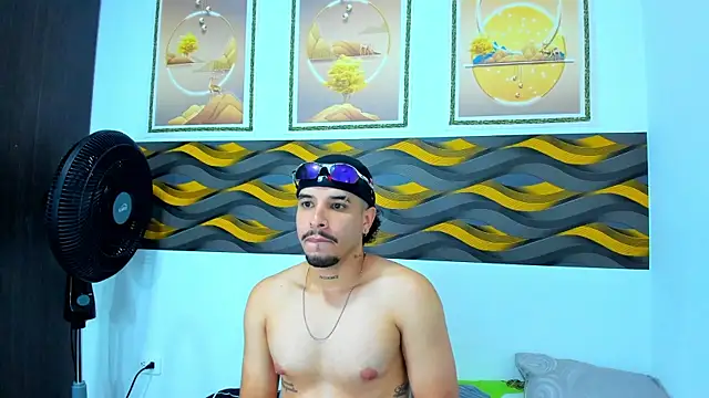 Leon_Hotx Adlı Modelin Web Kamerası Şovu