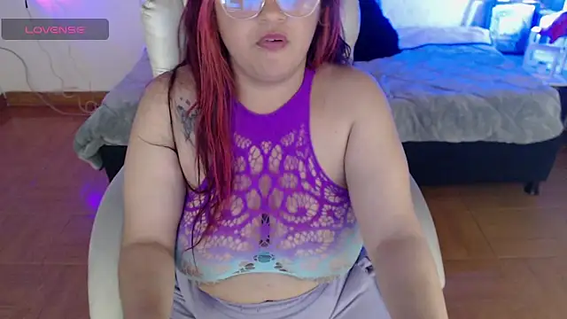 Tiana_27: онлайн-секс-чат