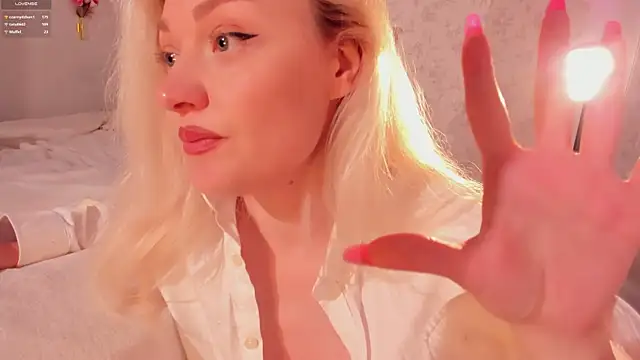 Allena_moan 即時 XXX 聊天