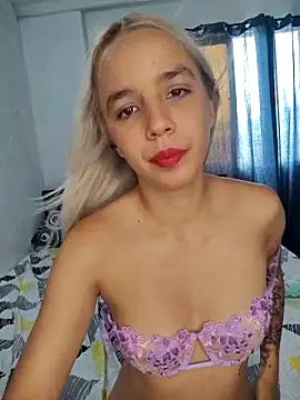 แชท XXX สดของ KasumiSophia