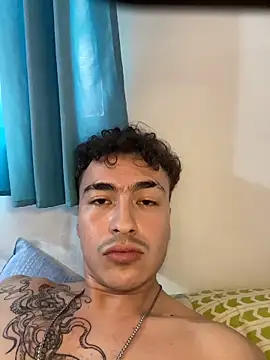 vanilla_Kush 即時 XXX 聊天