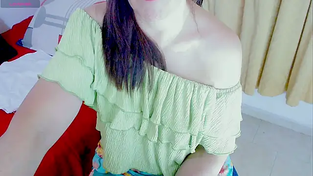 Chat XXX en directo de Kendraline1