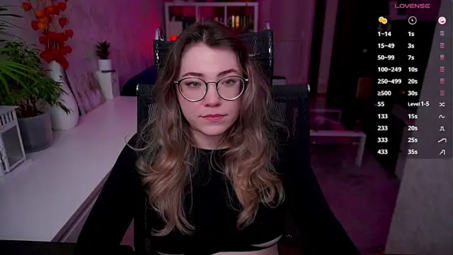 XXX chat uživo modela RemyCute