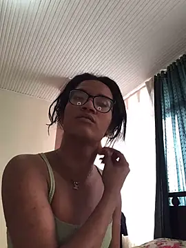 horny_brii's Webcam Show