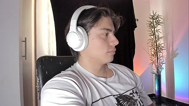 Show modela Giordano_Russo na web-kameri