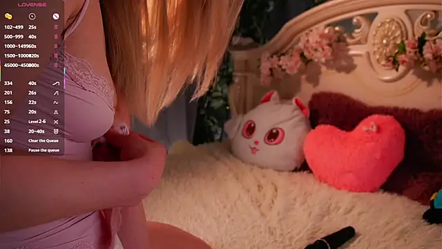 EdlinAlliston Adlı Modelin Canlı XXX Sohbeti