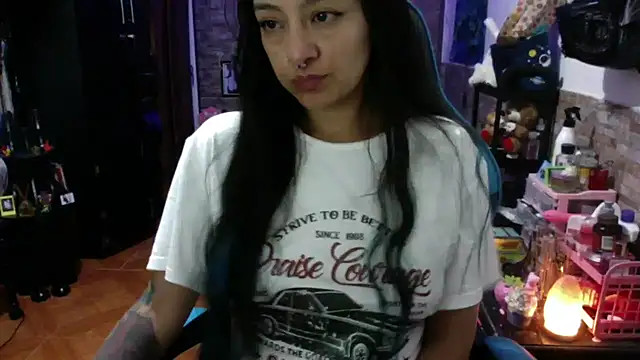 แชท XXX สดของ AngelaQueen_