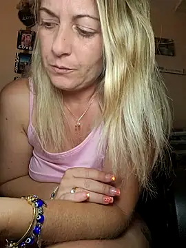 NikkiBlisss Live XXX-Chat