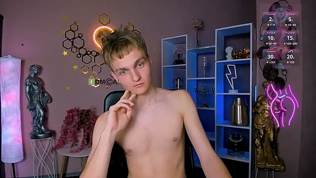 Show modela john_lik na web-kameri