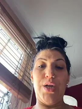 LittleMissEeve Chat XXX in diretta