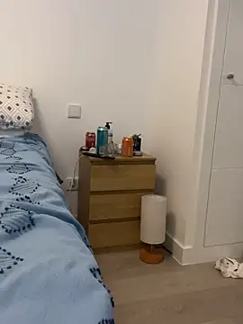 geremias1295: διαδικτυακό σόου στην κάμερα