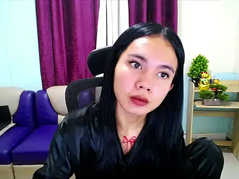 devine_goddess Chat XXX in diretta