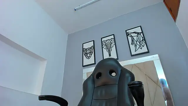 Chat +18 de adams_bobby ao vivo