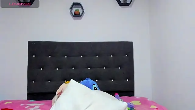 Alba_Grey: онлайн-секс-чат