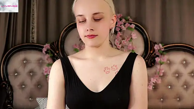 KirstinMcgeady's Live XXX Chat