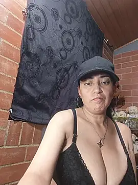 Chatroom XXX en direct de Alexandrina