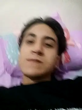 EsmeraldaNaim – Naživo XXX chat