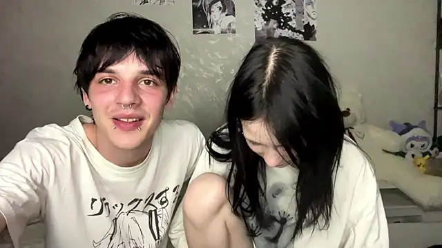 altycouple's Live XXX Chat