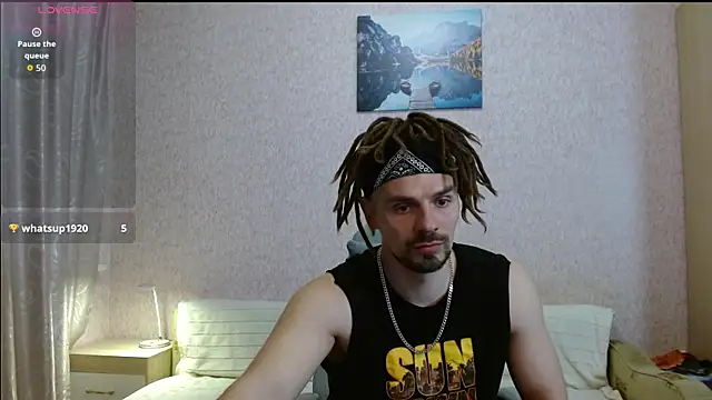 Онлайн чат XXX Aestheticguy101