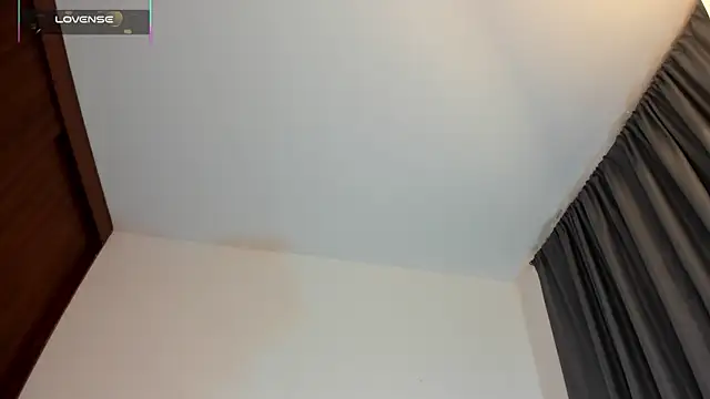 Silvanna-Moree live XXX chat