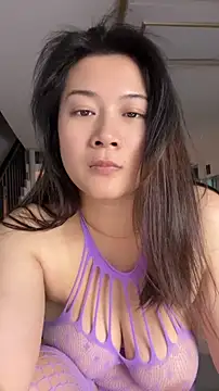 mo-mo-69 网络视讯表演