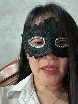 Yuki-babi2k Chat XXX live