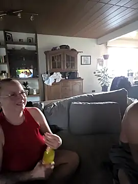 _Becca_und_Nimmersatt_ Pertunjukan Webcam