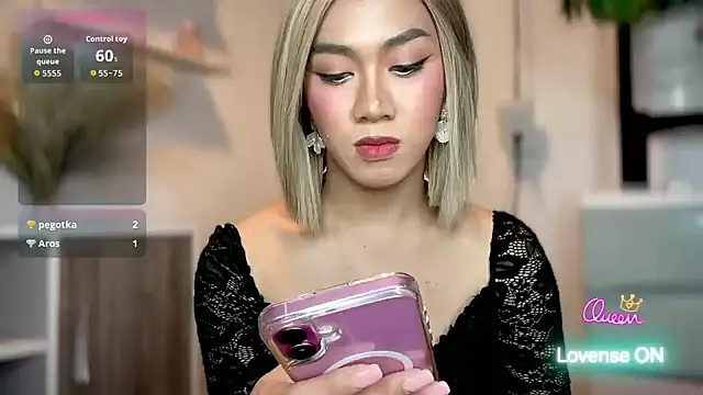 Show modela Mariadel_Hilton na web-kameri