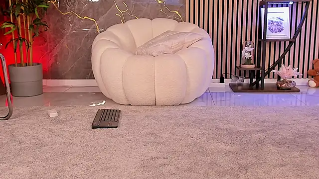 XXX chat uživo modela Red_Kim