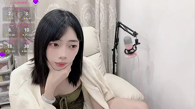 tuantuanle Live XXX Chat