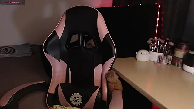 Theprojectsaraa: απευθείας συνομιλία ΧΧΧ